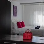 Monero Boutique Iv *