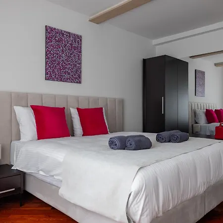 Monero Boutique Iv Apartamento