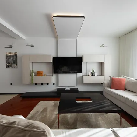 Monero Boutique Iv *