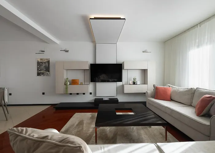 Monero Boutique Iv *