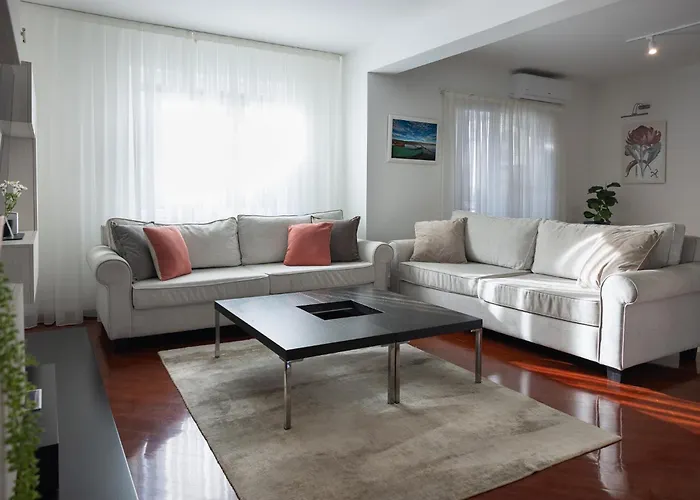 Monero Boutique Iv * Skopje